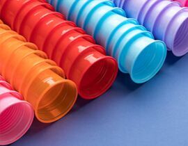 La ce ar trebui să fie acordat atenție atunci când alegeți acoperiri din plastic?
